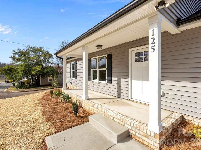 125 Doody Avenue, Norwood, NC 28128.  MLS# CAR4317866, YatesRealty ID 16217. 