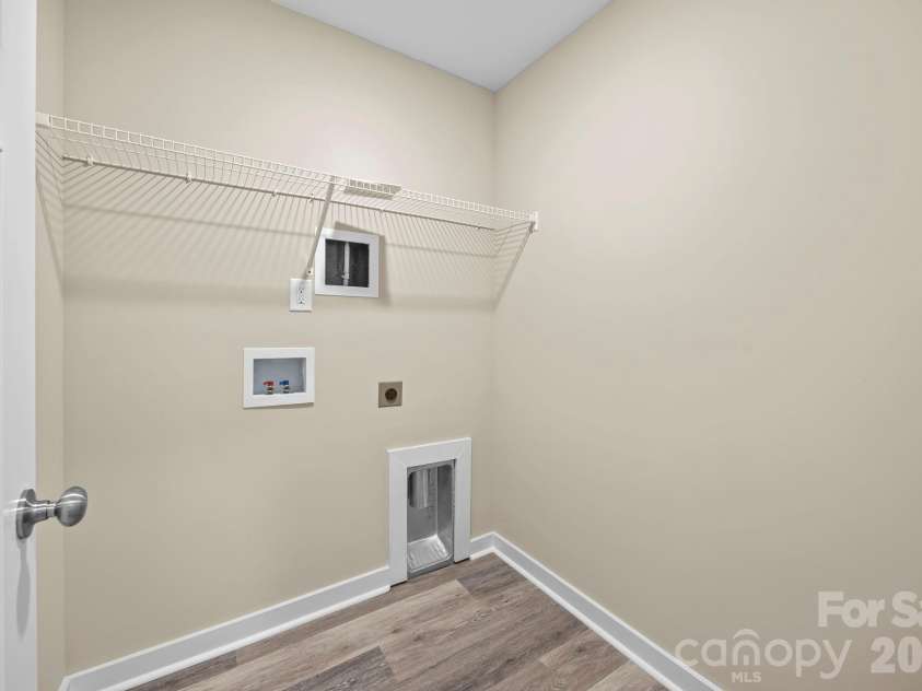 125 Doody Avenue, Norwood, NC 28128.  MLS# CAR4317866, YatesRealty ID 16217. Laundry Room