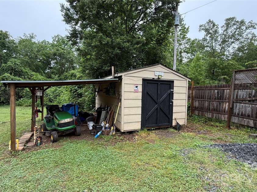 143 Hamilton Road, Rutherfordton, NC 28139.  MLS# CAR4265588, YatesRealty ID 16217. 