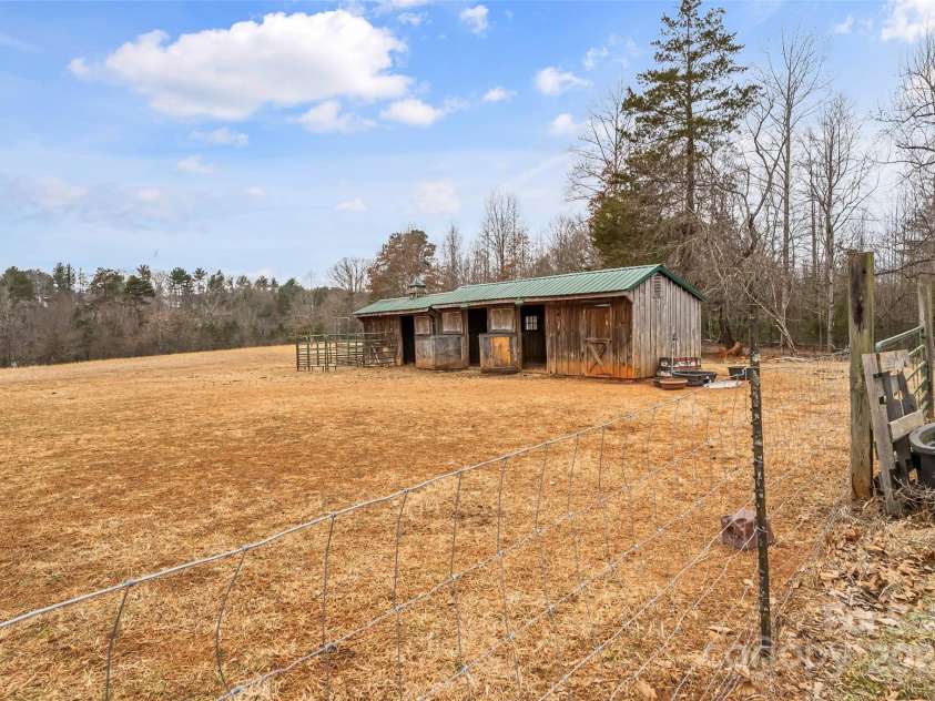 499 Indian Hill Road, Olin, NC 28660.  MLS# CAR4219726, YatesRealty ID 1622. 