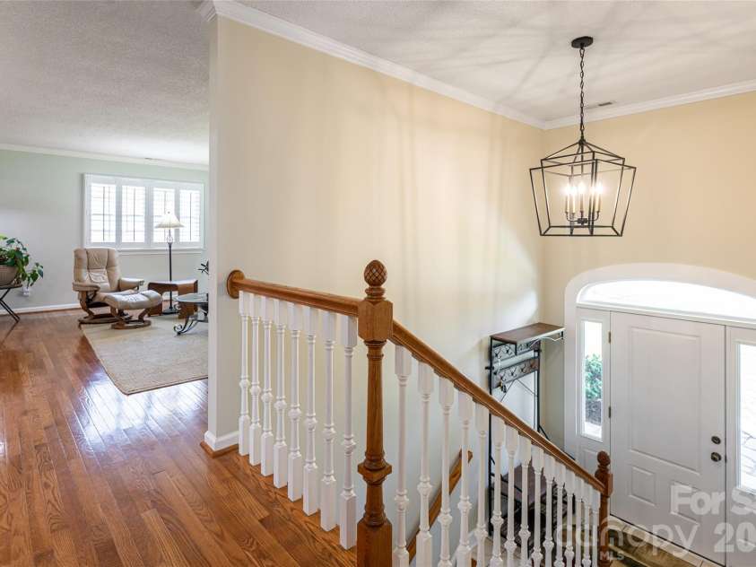 774 Crooked Creek Road, Hendersonville, NC 28739.  MLS# CAR4332331, YatesRealty ID 16220. 