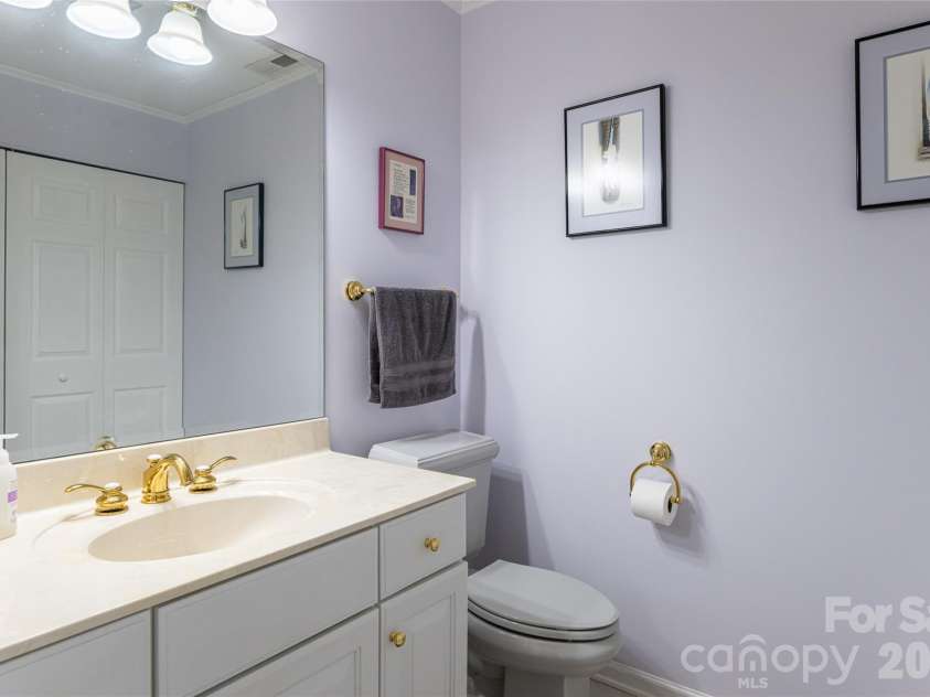 774 Crooked Creek Road, Hendersonville, NC 28739.  MLS# CAR4332331, YatesRealty ID 16220. 