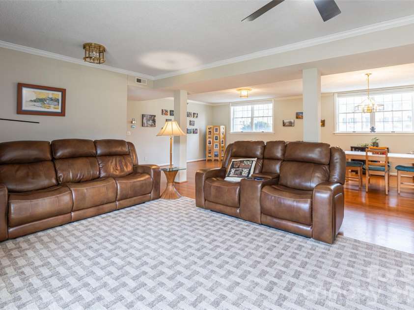 774 Crooked Creek Road, Hendersonville, NC 28739.  MLS# CAR4332331, YatesRealty ID 16220. 
