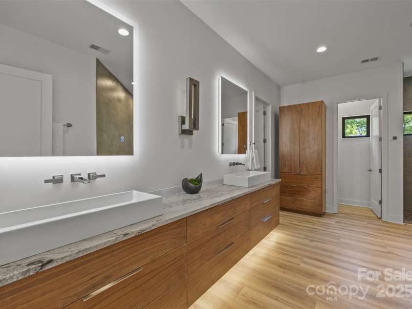 2052 Lake Road, Ridgeway, SC 29130.  MLS# CAR4260921, YatesRealty ID 16221. 