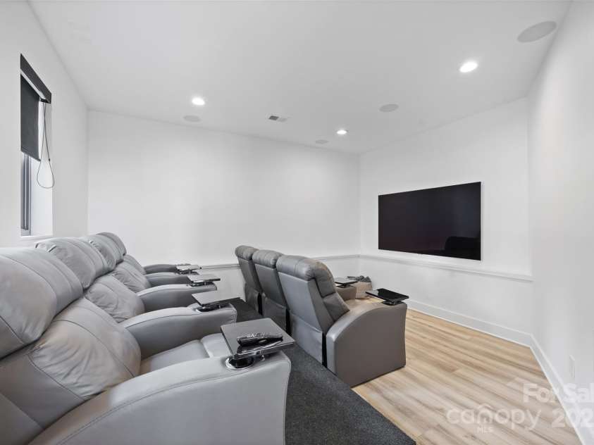 2052 Lake Road, Ridgeway, SC 29130.  MLS# CAR4260921, YatesRealty ID 16221. 