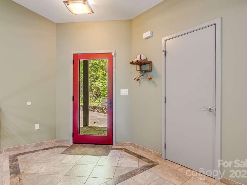 1760 Winding Creek Drive, Waynesville, NC 28786.  MLS# CAR4264715, YatesRealty ID 16223. Entrance view (2)