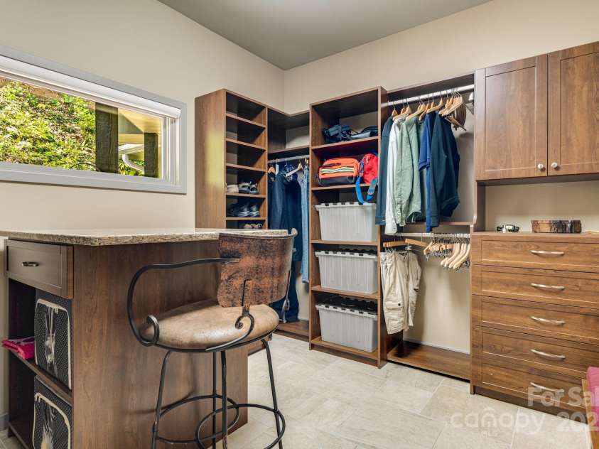 1760 Winding Creek Drive, Waynesville, NC 28786.  MLS# CAR4264715, YatesRealty ID 16223. Walk in closet (1)
