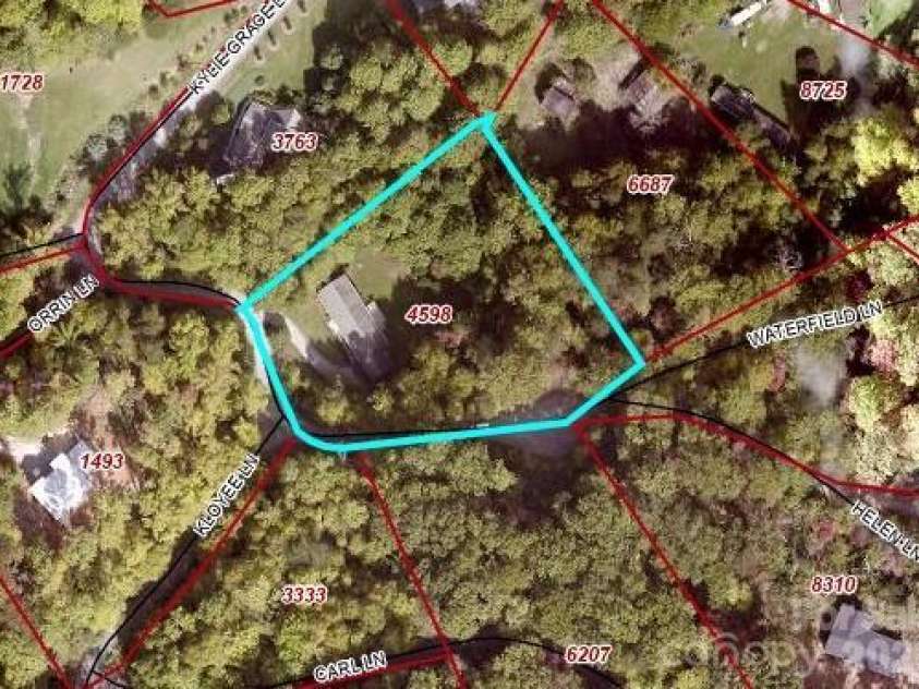 39 Kylie Grace Lane, Candler, NC 28715.  MLS# CAR4363998, YatesRealty ID 16224. Approximate Property Lines