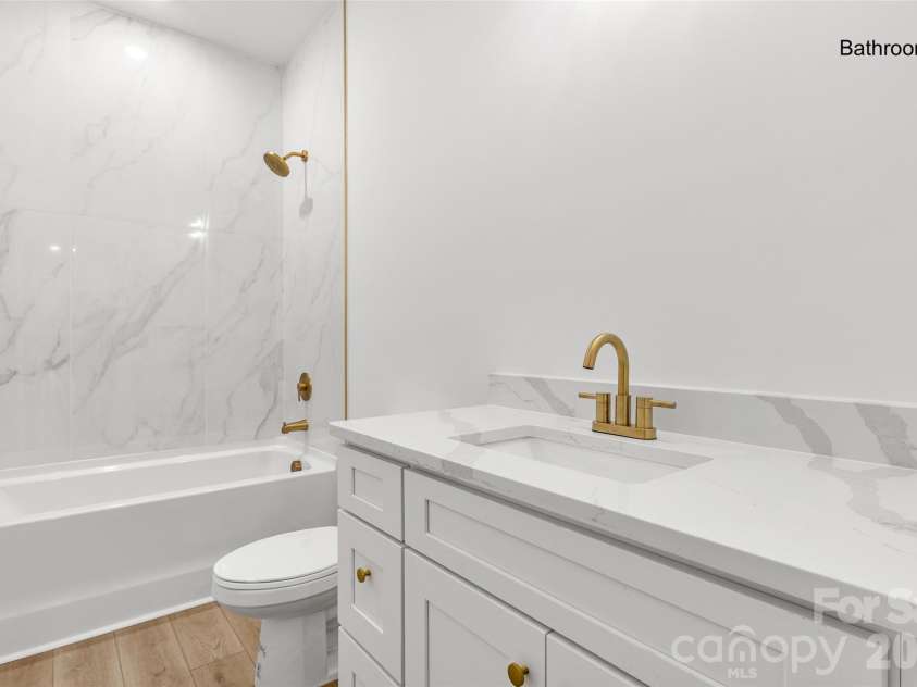 2277 Pacer Drive, Lancaster, SC 29720.  MLS# CAR4370344, YatesRealty ID 16225. 