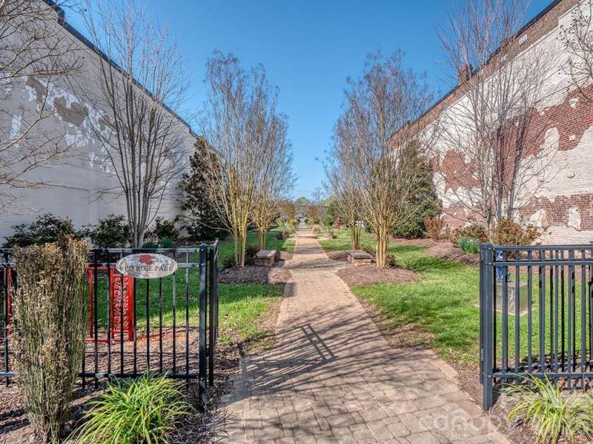 2277 Pacer Drive, Lancaster, SC 29720.  MLS# CAR4370344, YatesRealty ID 16225. 