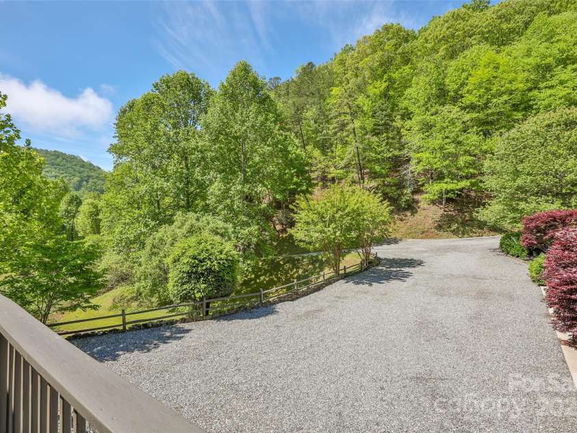 1283 Leafstone Circle, Sylva, NC 28779.  MLS# CAR4265027, YatesRealty ID 16226. 