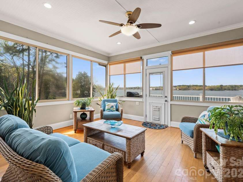 15236 Elena Drive, Charlotte, NC 28278.  MLS# CAR4368720, YatesRealty ID 16227. 
