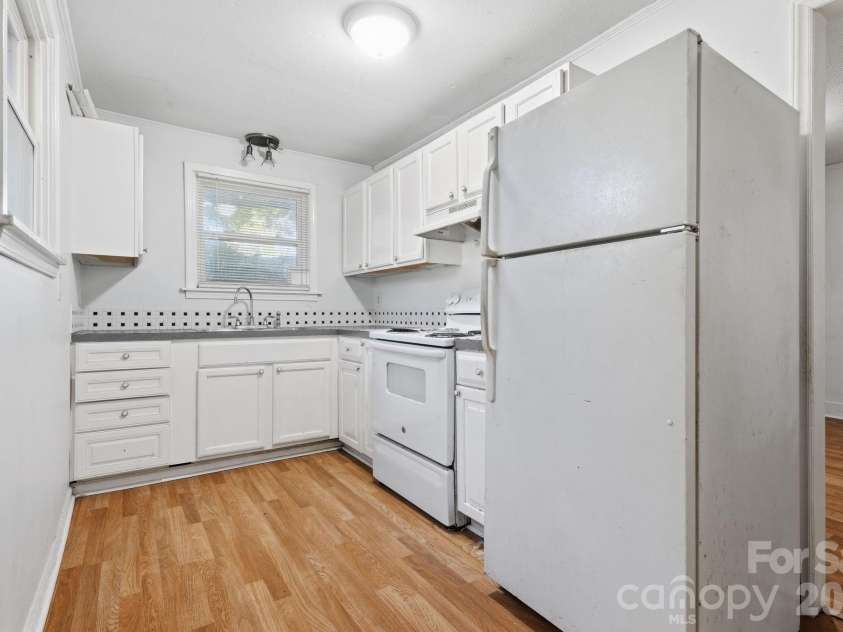 411B Green Street, Monroe, NC 28112.  MLS# CAR4369841, YatesRealty ID 16229. 