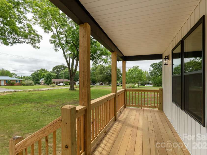 782 Poors Ford Road, Rutherfordton, NC 28139.  MLS# CAR4265456, YatesRealty ID 16229. 