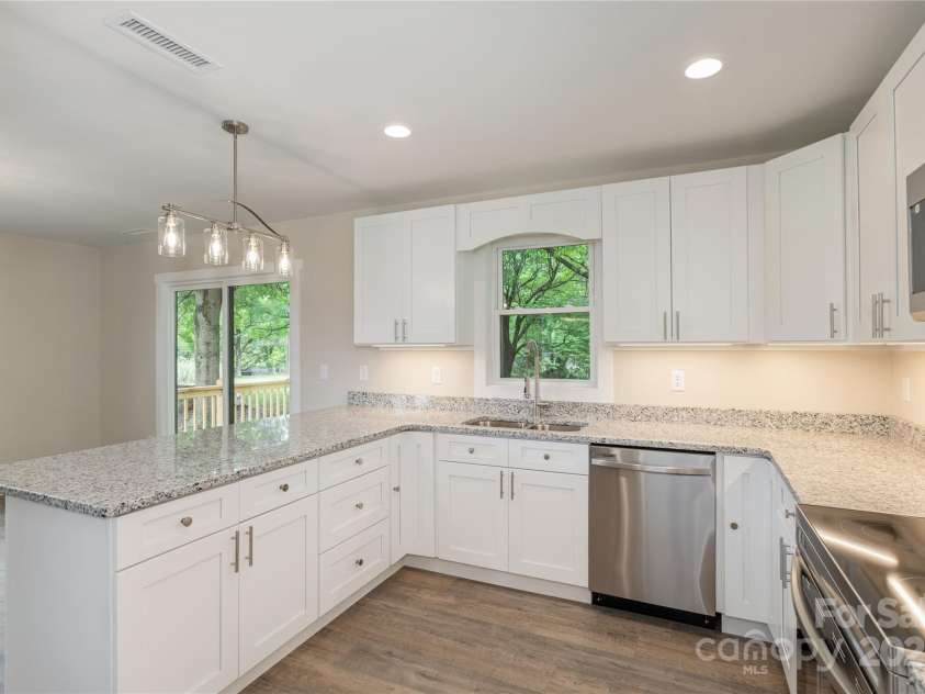 782 Poors Ford Road, Rutherfordton, NC 28139.  MLS# CAR4265456, YatesRealty ID 16229. 