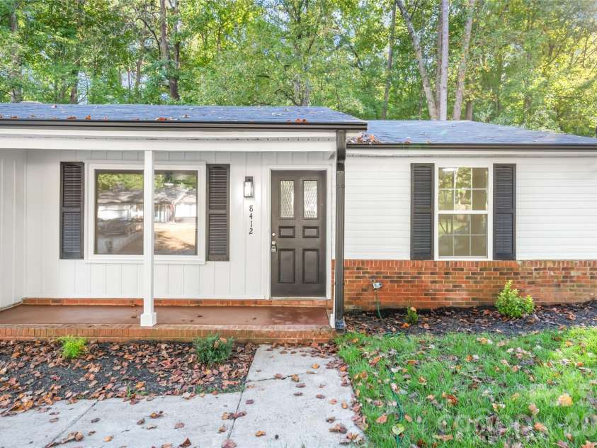 8412 Strider Drive, Charlotte, NC 28212.  MLS# CAR4310180, YatesRealty ID 16232. 