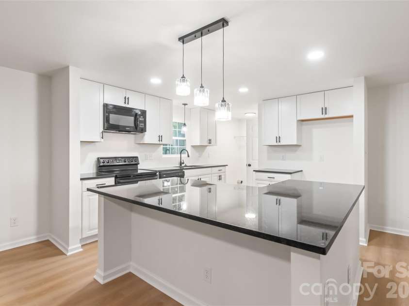 8412 Strider Drive, Charlotte, NC 28212.  MLS# CAR4310180, YatesRealty ID 16232. 