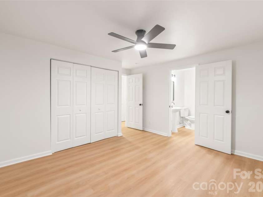 8412 Strider Drive, Charlotte, NC 28212.  MLS# CAR4310180, YatesRealty ID 16232. 