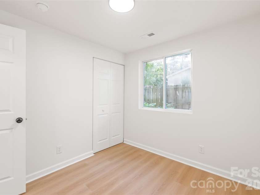 8412 Strider Drive, Charlotte, NC 28212.  MLS# CAR4310180, YatesRealty ID 16232. 