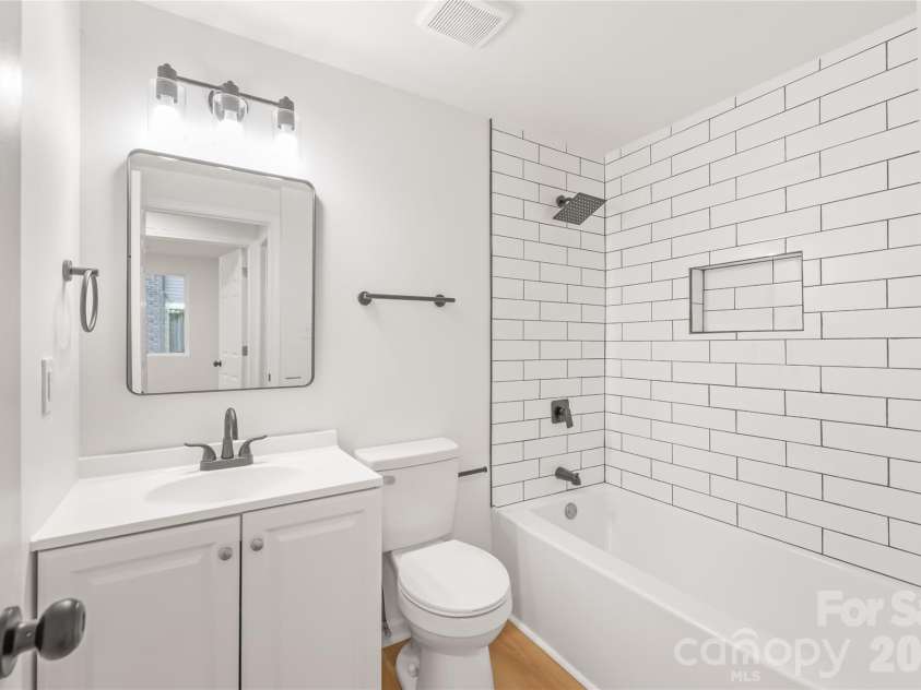 8412 Strider Drive, Charlotte, NC 28212.  MLS# CAR4310180, YatesRealty ID 16232. 