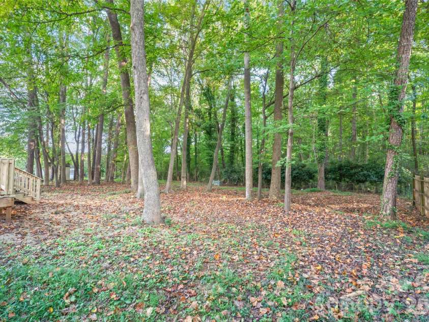 8412 Strider Drive, Charlotte, NC 28212.  MLS# CAR4310180, YatesRealty ID 16232. 