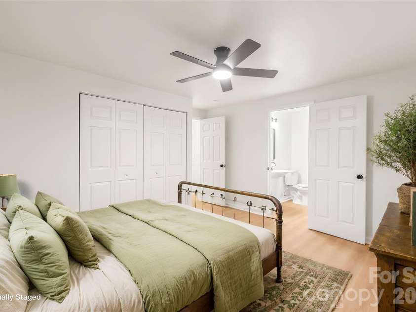 8412 Strider Drive, Charlotte, NC 28212.  MLS# CAR4310180, YatesRealty ID 16232. 