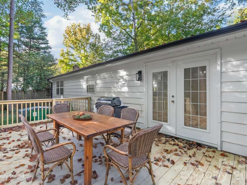 8412 Strider Drive, Charlotte, NC 28212.  MLS# CAR4310180, YatesRealty ID 16232. 