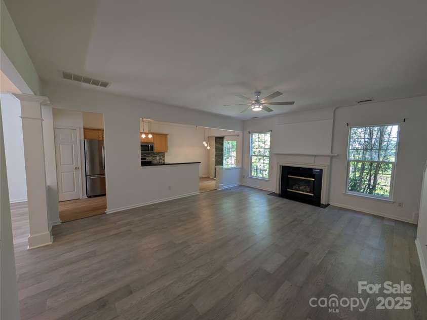 6846 Beverly Springs Drive, Charlotte, NC 28270.  MLS# CAR4245896, YatesRealty ID 16234. 