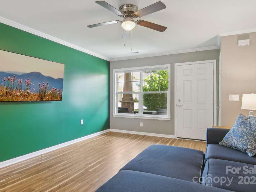 1110 Lynwood Forest Road, Arden, NC 28704.  MLS# CAR4247700, YatesRealty ID 16236. 