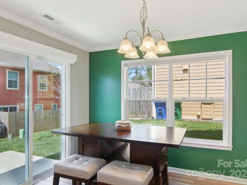 1110 Lynwood Forest Road, Arden, NC 28704.  MLS# CAR4247700, YatesRealty ID 16236. 