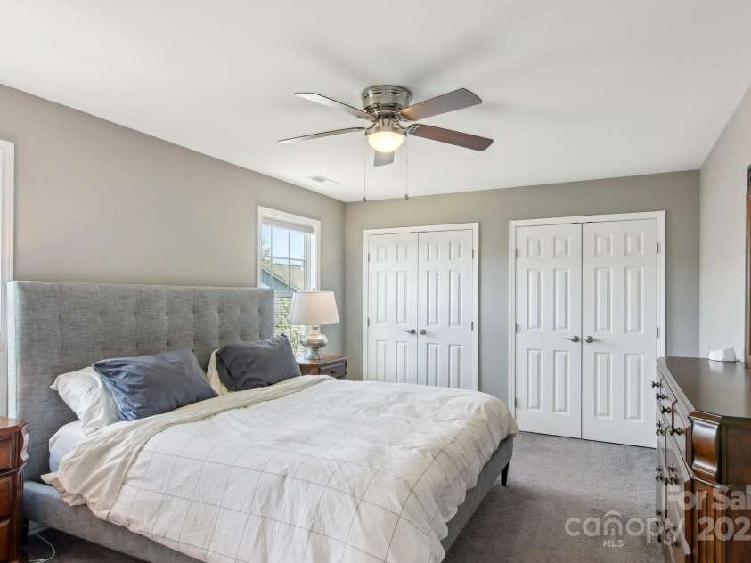 1110 Lynwood Forest Road, Arden, NC 28704.  MLS# CAR4247700, YatesRealty ID 16236. 