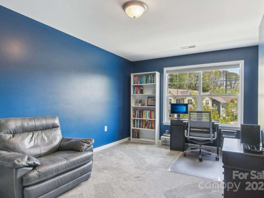 1110 Lynwood Forest Road, Arden, NC 28704.  MLS# CAR4247700, YatesRealty ID 16236. 