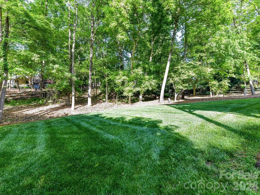 1931 Kilmonack Lane, Charlotte, NC 28270.  MLS# CAR4369836, YatesRealty ID 16236. 