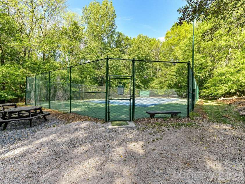 1931 Kilmonack Lane, Charlotte, NC 28270.  MLS# CAR4369836, YatesRealty ID 16236. 