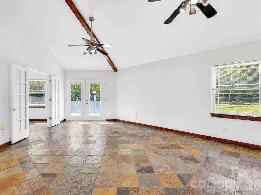 3117 Beaman Avenue, Charlotte, NC 28273.  MLS# CAR4374782, YatesRealty ID 16237. 