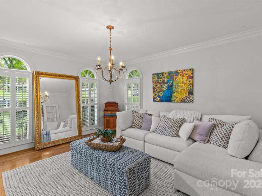 9513 Tresanton Drive, Charlotte, NC 28210.  MLS# CAR4253471, YatesRealty ID 16238. 