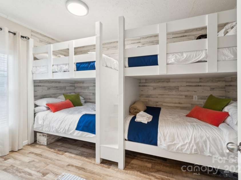 1524 Gardenia Avenue, North Myrtle Beach, SC 29582.  MLS# CAR4232774, YatesRealty ID 16239. 