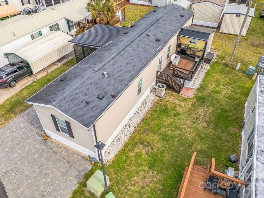 1524 Gardenia Avenue, North Myrtle Beach, SC 29582.  MLS# CAR4232774, YatesRealty ID 16239. 