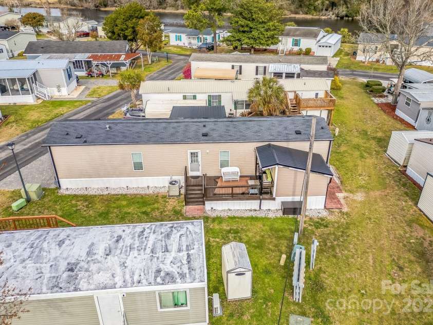 1524 Gardenia Avenue, North Myrtle Beach, SC 29582.  MLS# CAR4232774, YatesRealty ID 16239. 