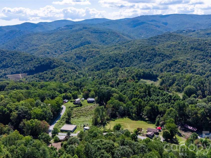 560 Russ Norris Heaton Road, Elk Park, NC 28622.  MLS# CAR4374589, YatesRealty ID 16239. 