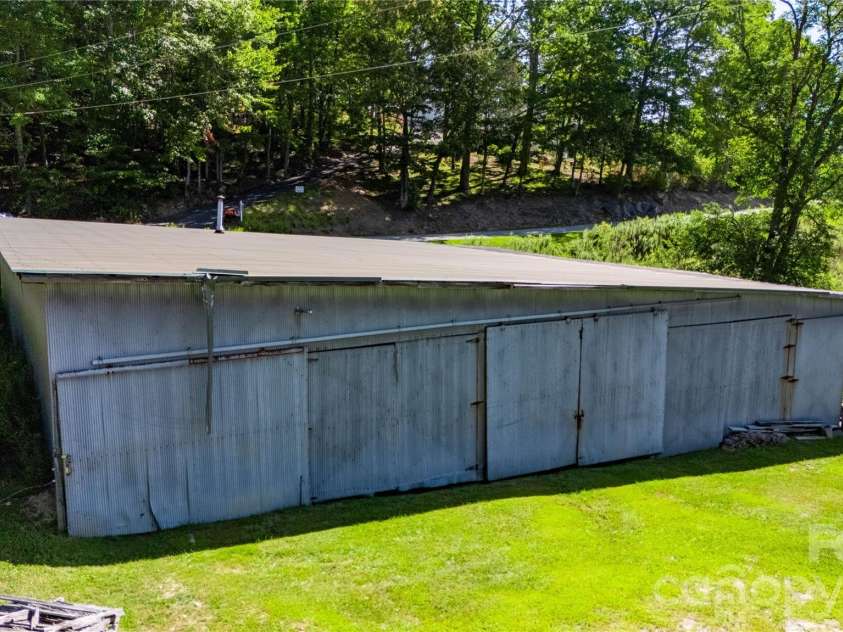 560 Russ Norris Heaton Road, Elk Park, NC 28622.  MLS# CAR4374589, YatesRealty ID 16239. 