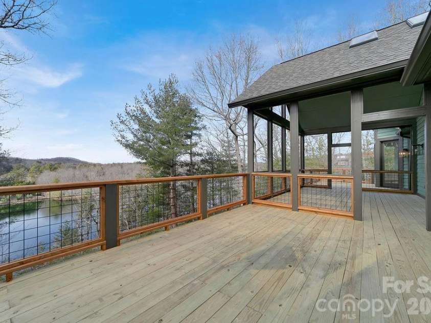 5039 Connestee Trail, Brevard, NC 28712.  MLS# CAR4324412, YatesRealty ID 1624. 