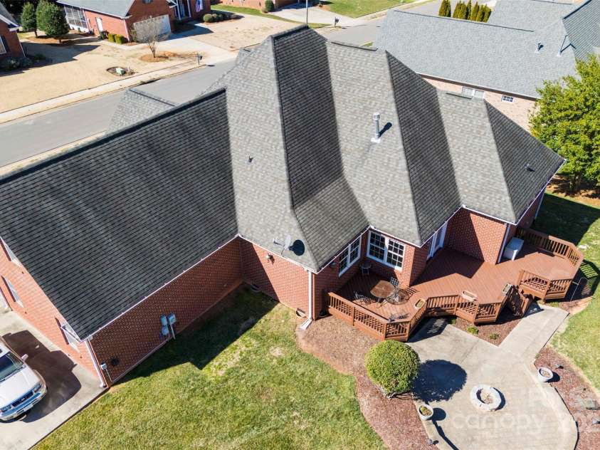 9016 Heather Trace, Gastonia, NC 28056.  MLS# CAR4227493, YatesRealty ID 1624. 