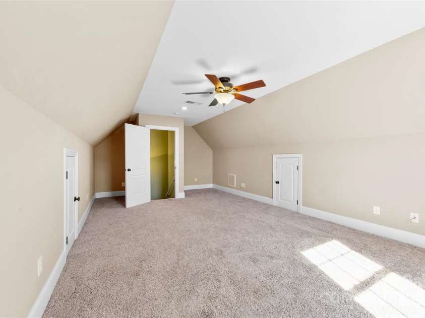 9016 Heather Trace, Gastonia, NC 28056.  MLS# CAR4227493, YatesRealty ID 1624. 