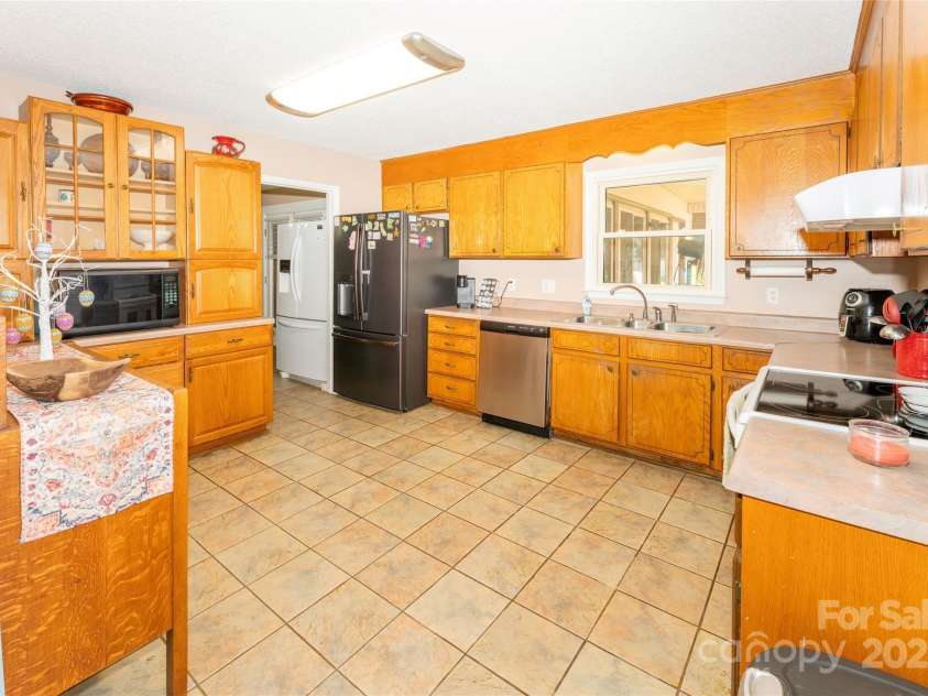 125 Southwood Park, Mooresville, NC 28117.  MLS# CAR4256817, YatesRealty ID 16240. 