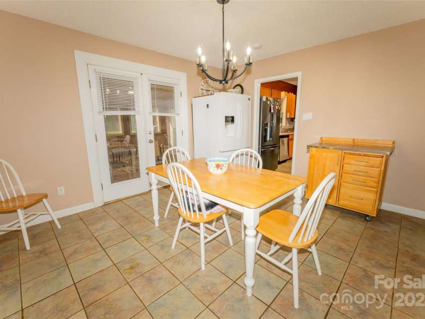 125 Southwood Park, Mooresville, NC 28117.  MLS# CAR4256817, YatesRealty ID 16240. 