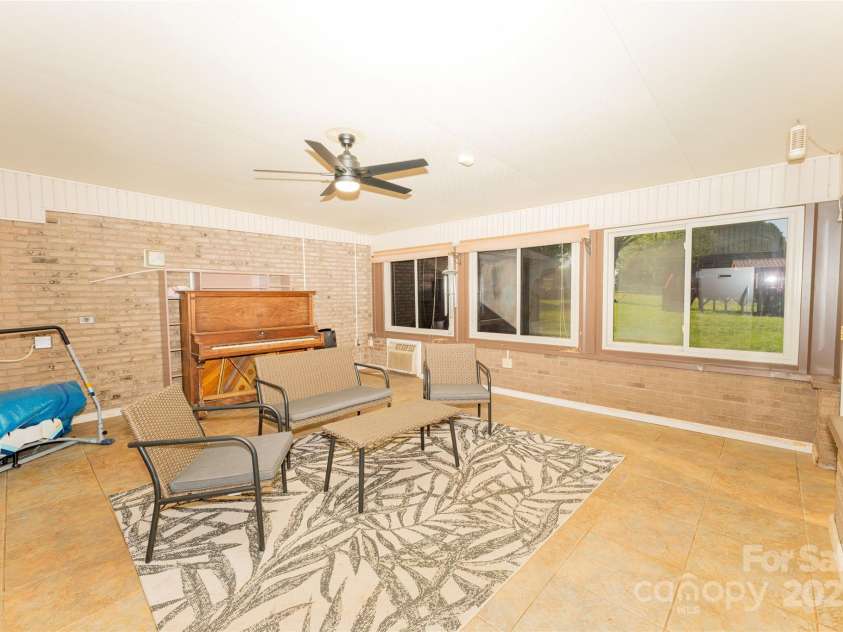 125 Southwood Park, Mooresville, NC 28117.  MLS# CAR4256817, YatesRealty ID 16240. 