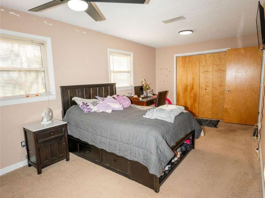 125 Southwood Park, Mooresville, NC 28117.  MLS# CAR4256817, YatesRealty ID 16240. 