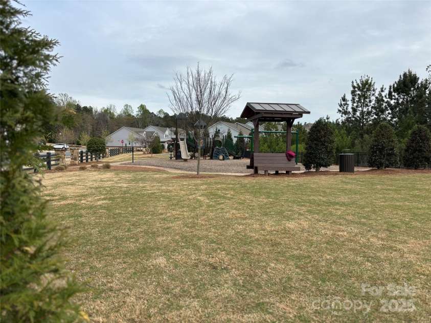 3034 Oakmere Road, Waxhaw, NC 28173.  MLS# CAR4235742, YatesRealty ID 16241. 