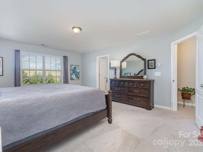 3034 Oakmere Road, Waxhaw, NC 28173.  MLS# CAR4235742, YatesRealty ID 16241. 